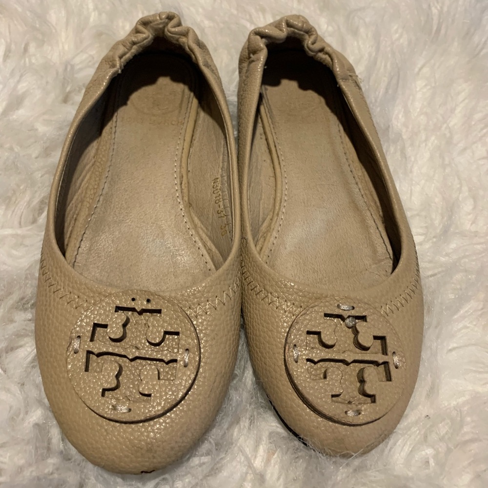 Tory Burch Ballet Flats. In good shape.